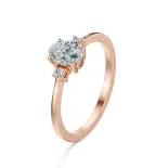 Pierścionek z owalnym diamentem w różowym złocie SBPZ_018 Pierścionek z owalnym diamentem w różowym złocie SBPZ_018